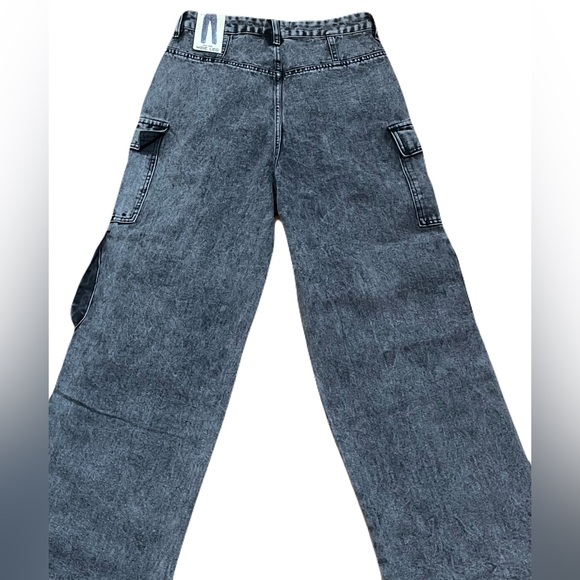 RISE SUPPLY Co.| Black Denim | Wide-Leg Cargo Pants - Picture 12 of 12